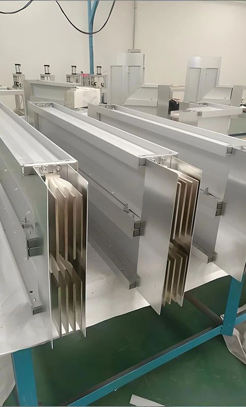 Low Current Enclosed Busway